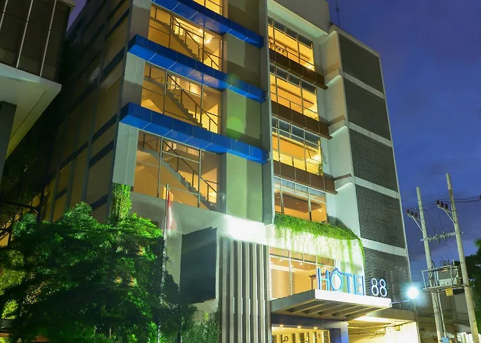 88 Embong Kenongo - Kayun By WhHotel Surabaya